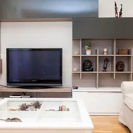 8 - 10 Pax - Centro *